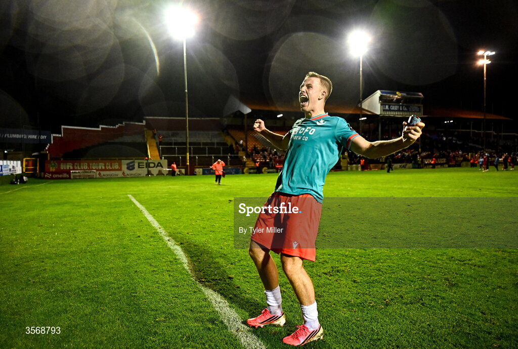 14 September 2026; Warren Davis of Drogheda United celebrates after the SSE Airtricity Men’s Premier Division match between Shelbourne and Drogheda United at Tolka Park in Dublin. Photo by Tyler Miller/Sportsfile