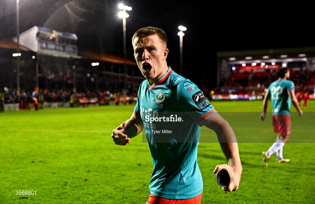 14 September 2026; Warren Davis of Drogheda United celebrates after the SSE Airtricity Men’s Premier Division match between Shelbourne and Drogheda United at Tolka Park in Dublin. Photo by Tyler Miller/Sportsfile