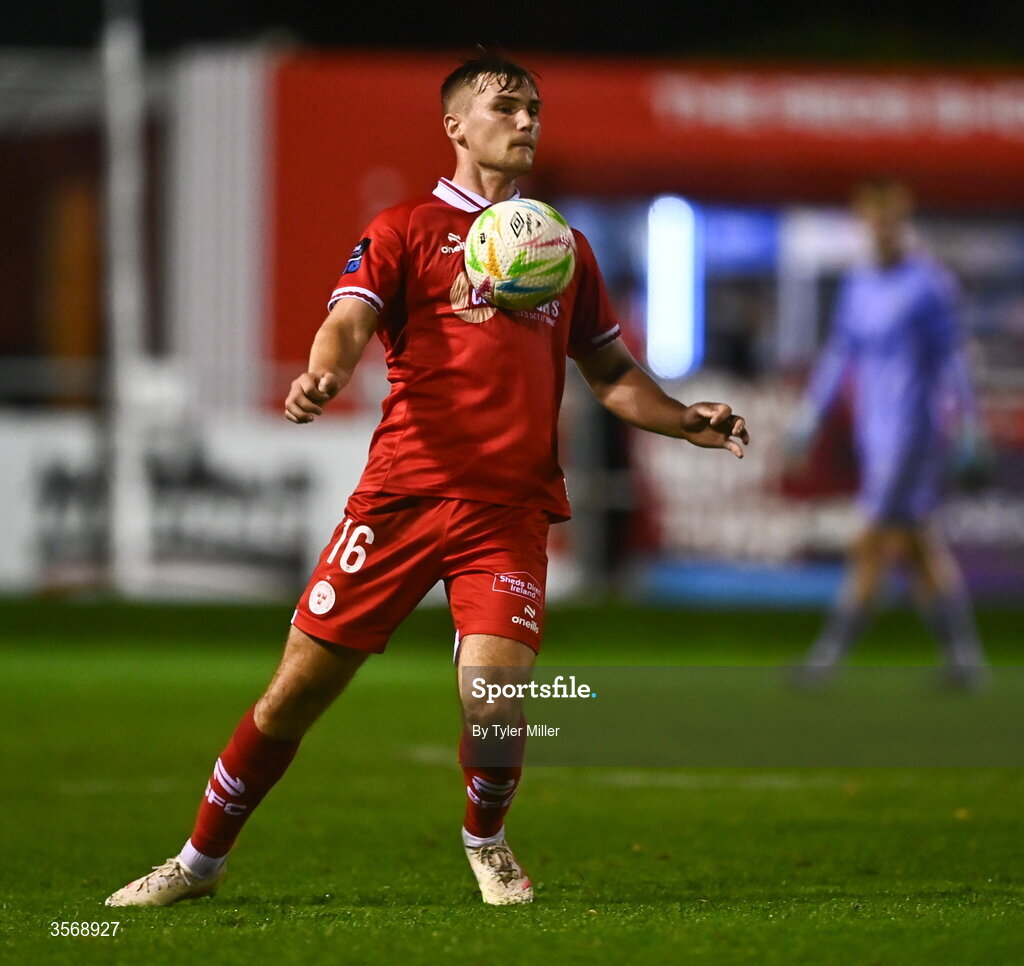 14 September 2026; Odhrán Casey of Shelbourne during the SSE Airtricity Men’s Premier Division match between Shelbourne and Drogheda United at Tolka Park in Dublin. Photo by Tyler Miller/Sportsfile