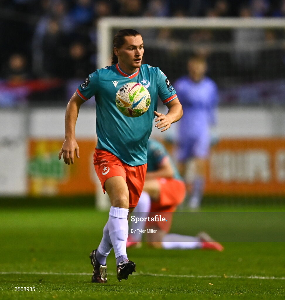 14 September 2026; Alfie Bates of Drogheda United during the SSE Airtricity Men’s Premier Division match between Shelbourne and Drogheda United at Tolka Park in Dublin. Photo by Tyler Miller/Sportsfile