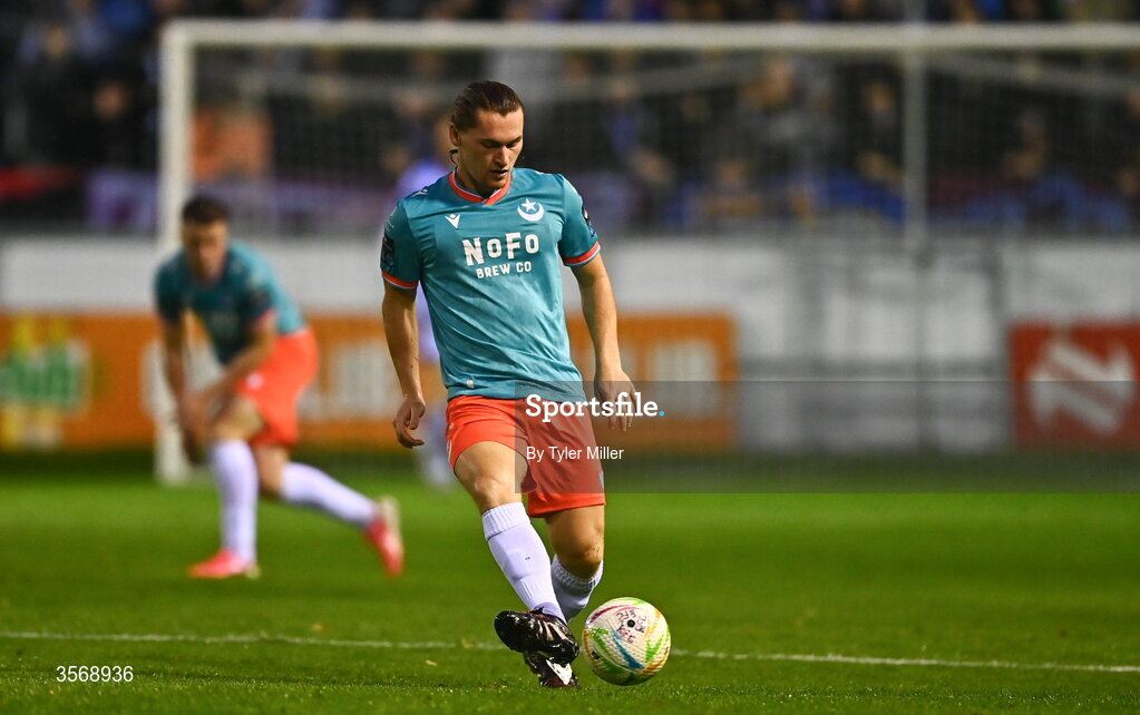 14 September 2026; Alfie Bates of Drogheda United during the SSE Airtricity Men’s Premier Division match between Shelbourne and Drogheda United at Tolka Park in Dublin. Photo by Tyler Miller/Sportsfile