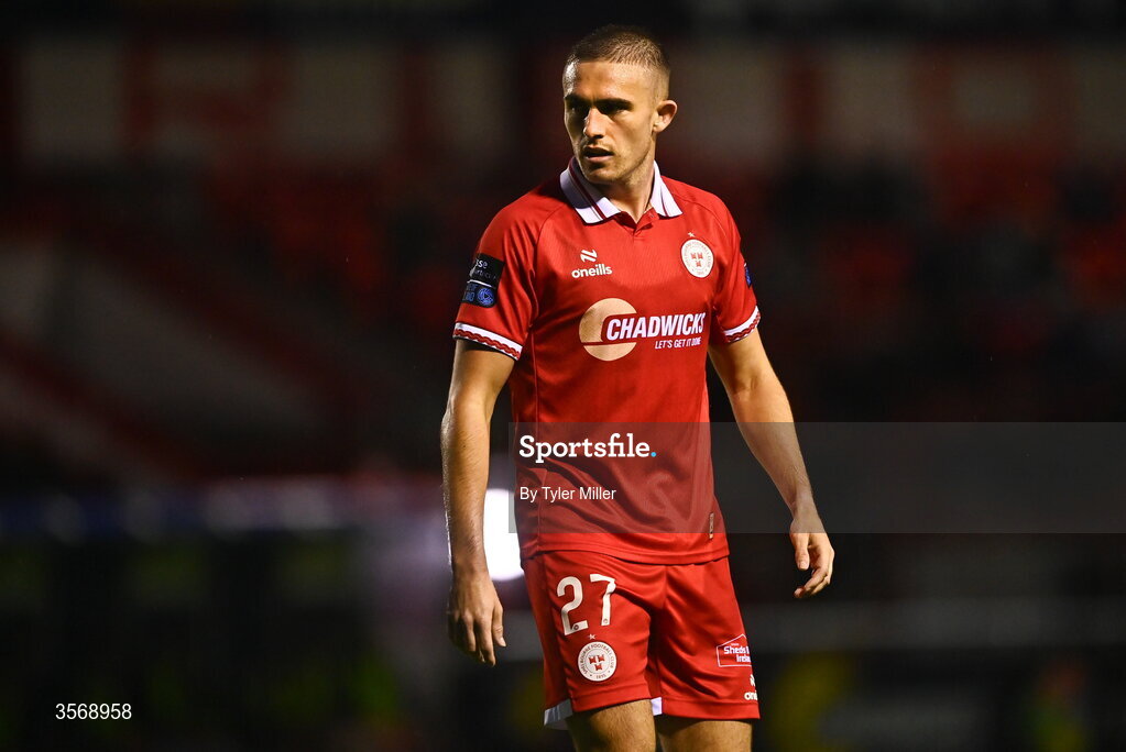 14 September 2026; Evan Caffrey of Shelbourne during the SSE Airtricity Men’s Premier Division match between Shelbourne and Drogheda United at Tolka Park in Dublin. Photo by Tyler Miller/Sportsfile