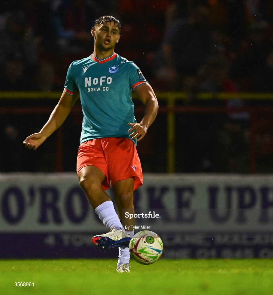 14 September 2026; Leo Burney of Drogheda United during the SSE Airtricity Men’s Premier Division match between Shelbourne and Drogheda United at Tolka Park in Dublin. Photo by Tyler Miller/Sportsfile