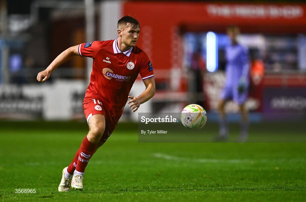 14 September 2026; Odhrán Casey of Shelbourne during the SSE Airtricity Men’s Premier Division match between Shelbourne and Drogheda United at Tolka Park in Dublin. Photo by Tyler Miller/Sportsfile