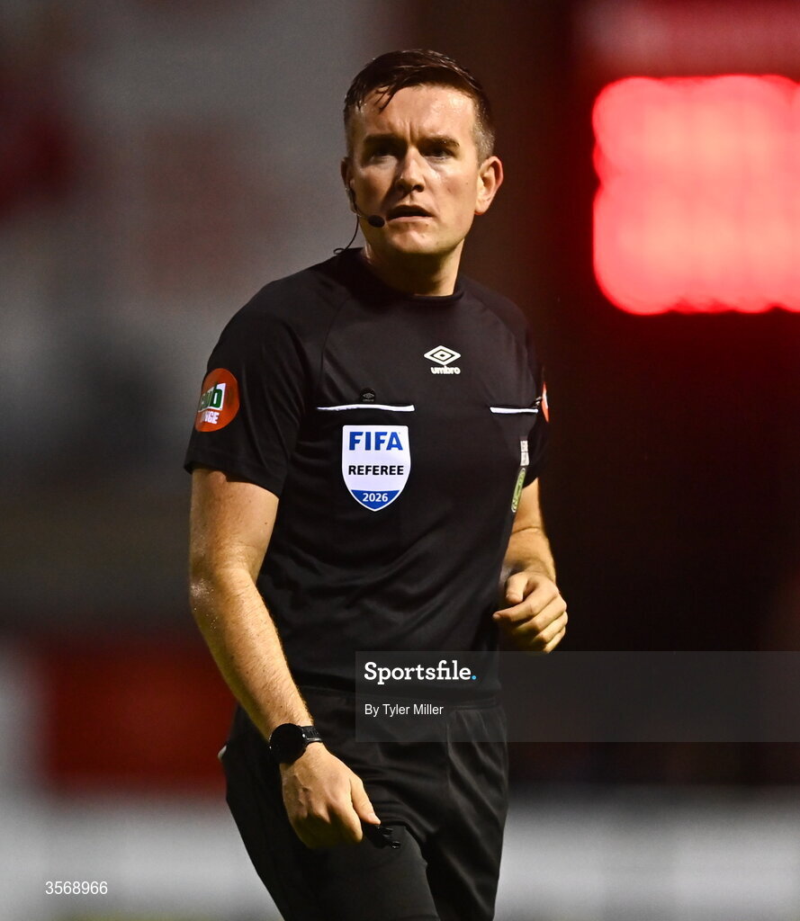 14 September 2026; Referee Aaron O'Dowd during the SSE Airtricity Men’s Premier Division match between Shelbourne and Drogheda United at Tolka Park in Dublin. Photo by Tyler Miller/Sportsfile