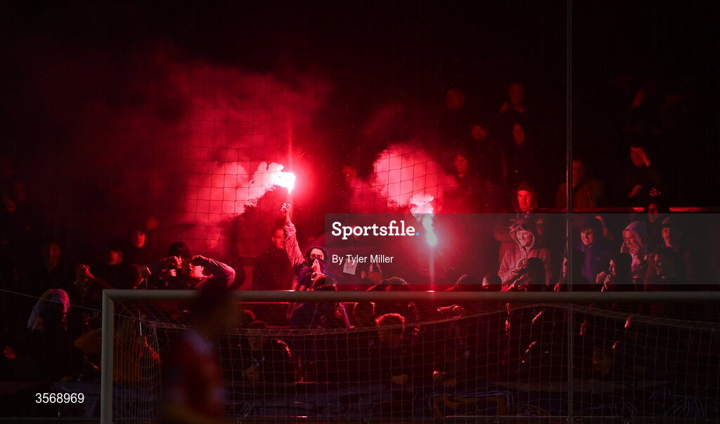 14 September 2026; Drogheda United supporters light flares during the SSE Airtricity Men’s Premier Division match between Shelbourne and Drogheda United at Tolka Park in Dublin. Photo by Tyler Miller/Sportsfile