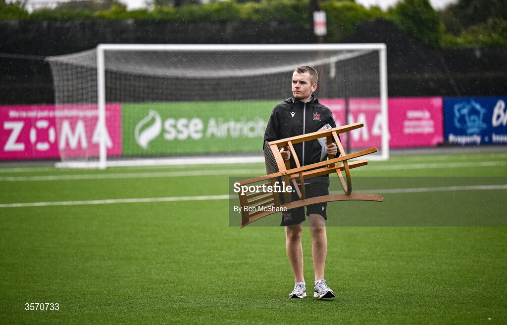 14 September 2026; Dundalk's Jamie Dowdall before the SSE Airtricity Men’s Premier Division match between Dundalk and St Patrick's Athletic at Oriel Park in Dundalk, Louth. Photo by Ben McShane/Sportsfile