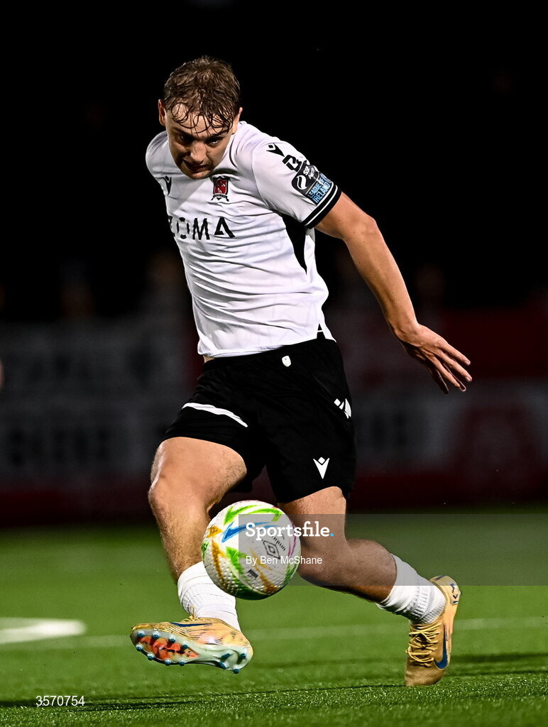 14 September 2026; Ronan Teahan of Dundalk during the SSE Airtricity Men’s Premier Division match between Dundalk and St Patrick's Athletic at Oriel Park in Dundalk, Louth. Photo by Ben McShane/Sportsfile