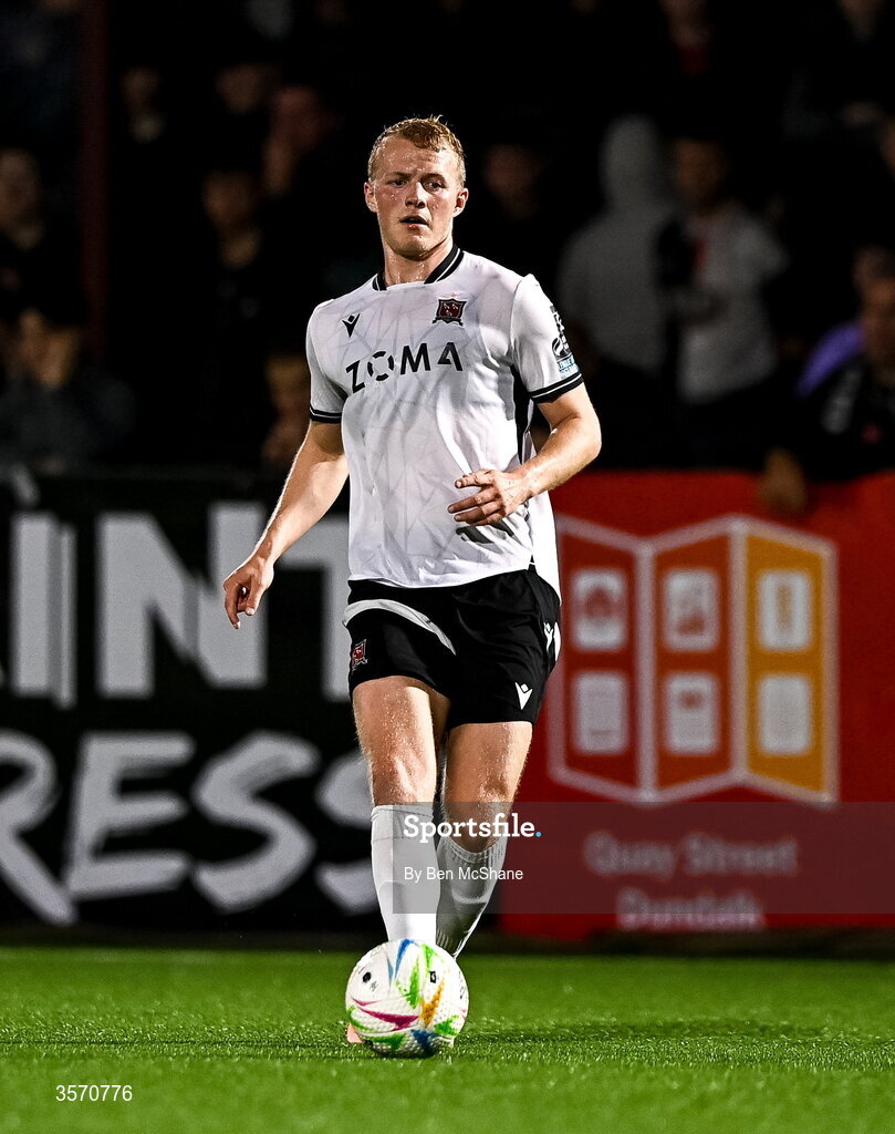 14 September 2026; Tom Grivosti of Dundalk during the SSE Airtricity Men’s Premier Division match between Dundalk and St Patrick's Athletic at Oriel Park in Dundalk, Louth. Photo by Ben McShane/Sportsfile