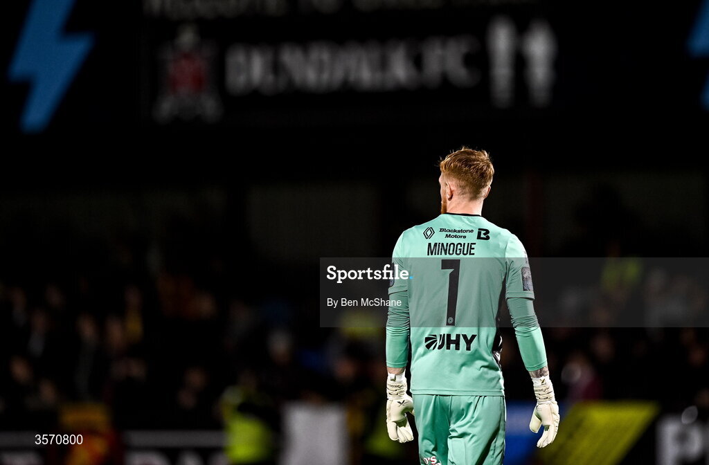 14 September 2026; Dundalk goalkeeper Enda Minogue during the SSE Airtricity Men’s Premier Division match between Dundalk and St Patrick's Athletic at Oriel Park in Dundalk, Louth. Photo by Ben McShane/Sportsfile