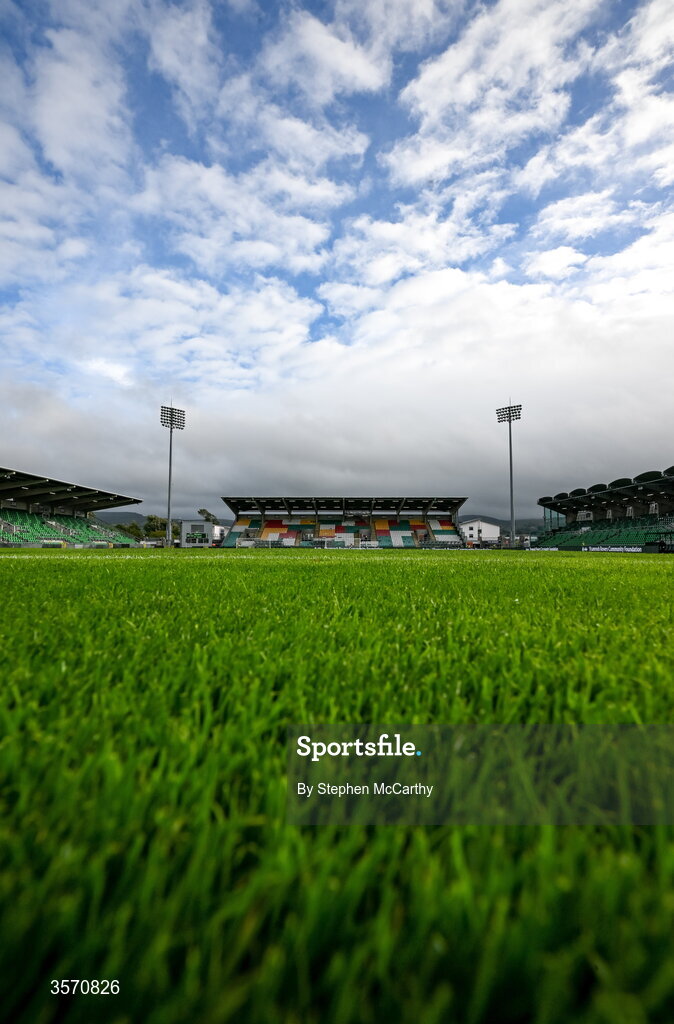 18 September 2026; A general view inside Tallaght Stadium before the SSE Airtricity Men’s Premier Division match between Shamrock Rovers and Waterford at Tallaght Stadium in Dublin. Photo by Stephen McCarthy/Sportsfile
