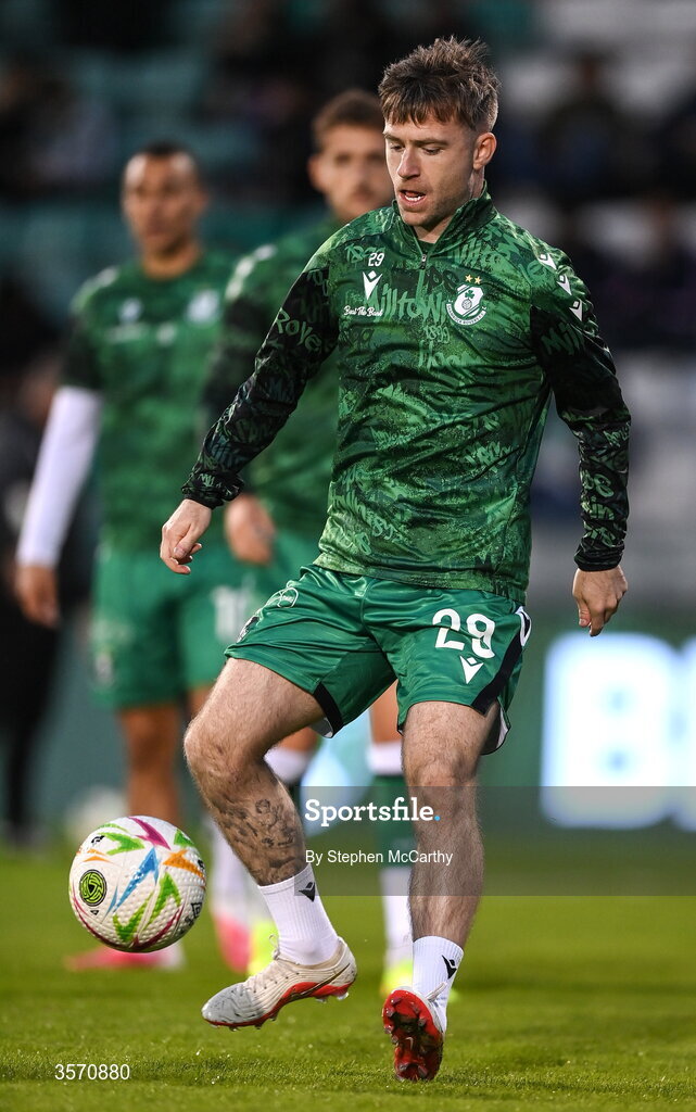 18 September 2026; Jack Byrne of Shamrock Rovers warms up before the SSE Airtricity Men’s Premier Division match between Shamrock Rovers and Waterford at Tallaght Stadium in Dublin. Photo by Stephen McCarthy/Sportsfile