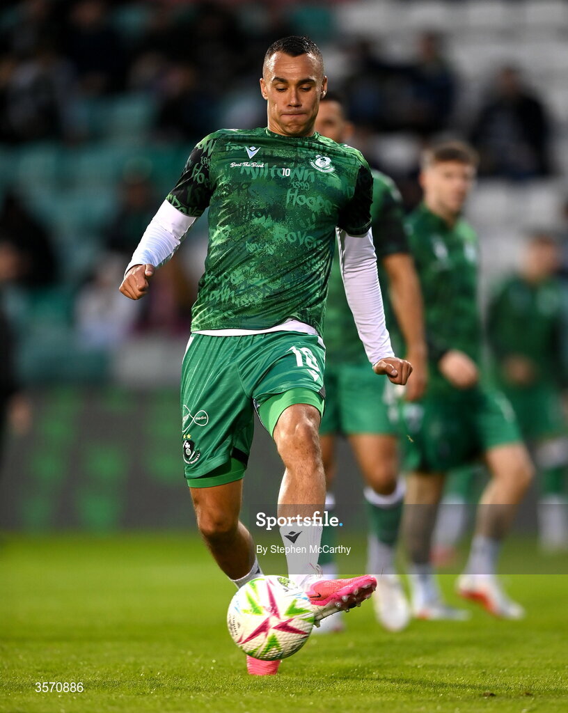 18 September 2026; Graham Burke of Shamrock Rovers warms up before the SSE Airtricity Men’s Premier Division match between Shamrock Rovers and Waterford at Tallaght Stadium in Dublin. Photo by Stephen McCarthy/Sportsfile
