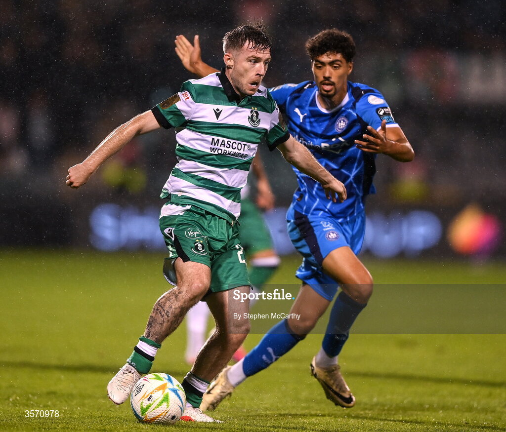 18 September 2026; Jack Byrne of Shamrock Rovers in action against Noah Mawene of Waterford during the SSE Airtricity Men’s Premier Division match between Shamrock Rovers and Waterford at Tallaght Stadium in Dublin. Photo by Stephen McCarthy/Sportsfile