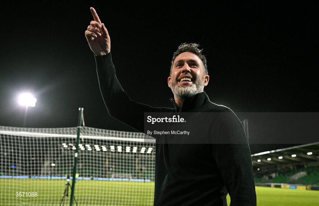 18 September 2026; Shamrock Rovers manager Stephen Bradley celebrates after the SSE Airtricity Men’s Premier Division match between Shamrock Rovers and Waterford at Tallaght Stadium in Dublin. Photo by Stephen McCarthy/Sportsfile