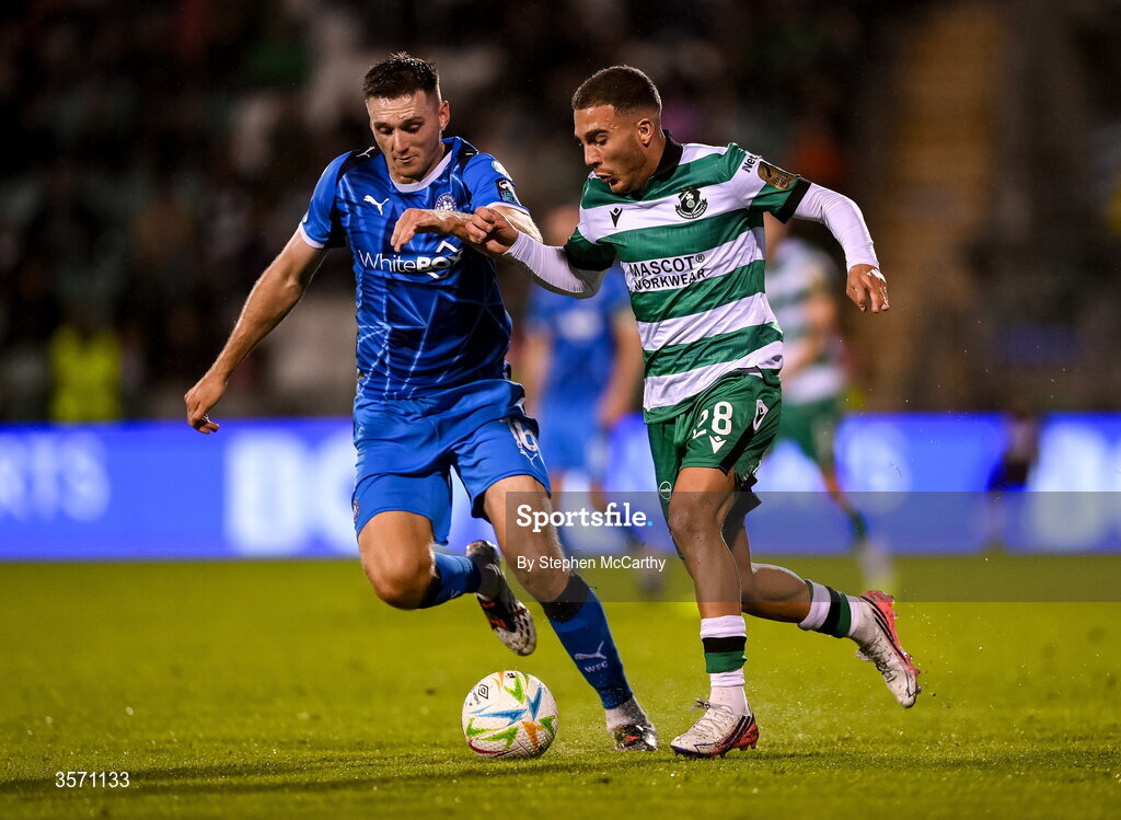 18 September 2026; Naj Razi of Shamrock Rovers in action against Hayden Cann of Waterford during the SSE Airtricity Men’s Premier Division match between Shamrock Rovers and Waterford at Tallaght Stadium in Dublin. Photo by Stephen McCarthy/Sportsfile