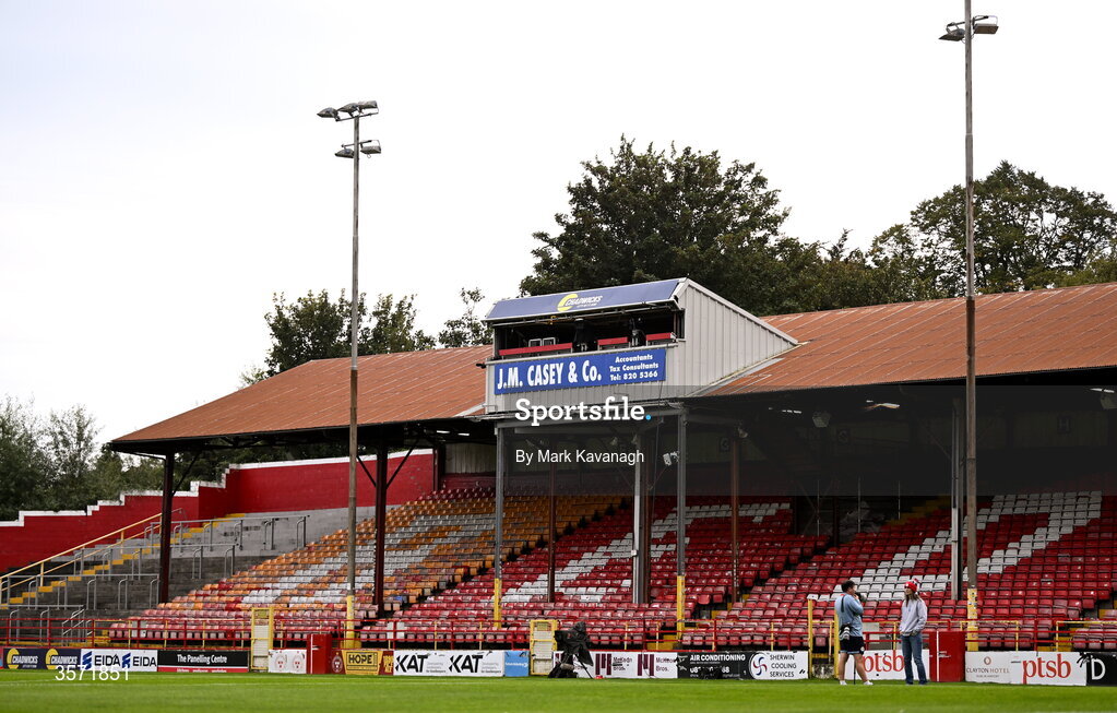19 September 2026; A general view of Tolka Park before the SSE Airtricity Women's Premier Division match between Shelbourne and Shamrock Rovers at Tolka Park in Drumcondra, Dublin. Photo by Mark Kavanagh/Sportsfile