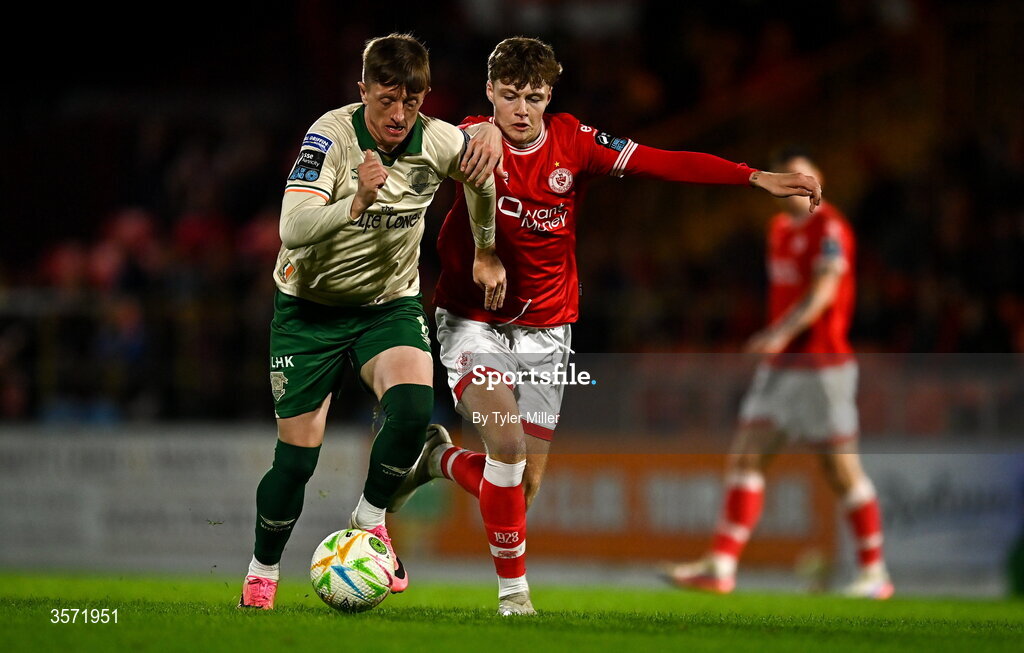 19 September 2026; Chris Forrester of St Patrick's Athletic in action against Reuben Gillespie of Sligo Rovers during the SSE Airtricity Men’s Premier Division match between Sligo Rovers and St Patrick's Athletic at The Showgrounds in Sligo. Photo by Tyler Miller/Sportsfile