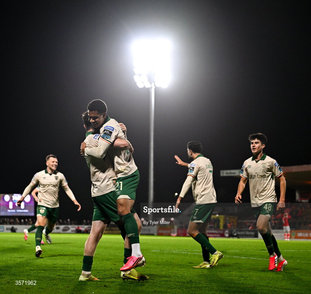 19 September 2026; Aidan Keena of St Patrick's Athletic, second from left, celebrates with team-mate Anthony Olusanya after scoring their side's first goal during the SSE Airtricity Men’s Premier Division match between Sligo Rovers and St Patrick's Athletic at The Showgrounds in Sligo. Photo by Tyler Miller/Sportsfile