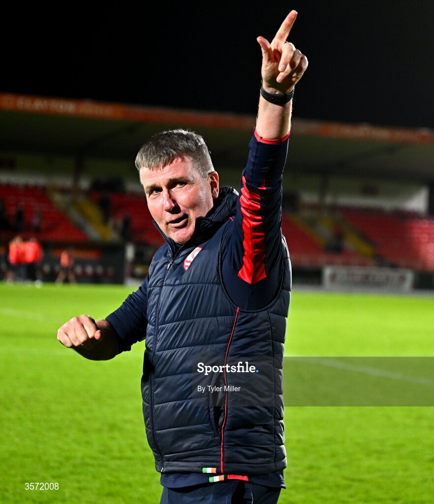 19 September 2026; St Patrick's Athletic manager Stephen Kenny celebrates after the SSE Airtricity Men’s Premier Division match between Sligo Rovers and St Patrick's Athletic at The Showgrounds in Sligo. Photo by Tyler Miller/Sportsfile