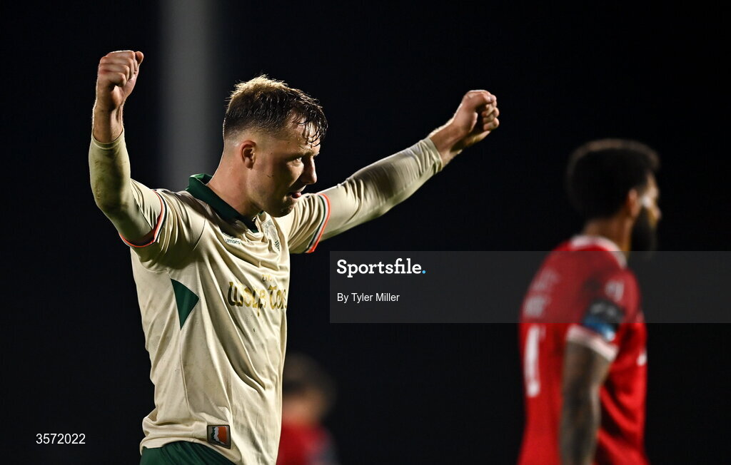 19 September 2026; Jamie Lennon of St Patrick's Athletic celebrates at the final-whistle during the SSE Airtricity Men’s Premier Division match between Sligo Rovers and St Patrick's Athletic at The Showgrounds in Sligo. Photo by Tyler Miller/Sportsfile