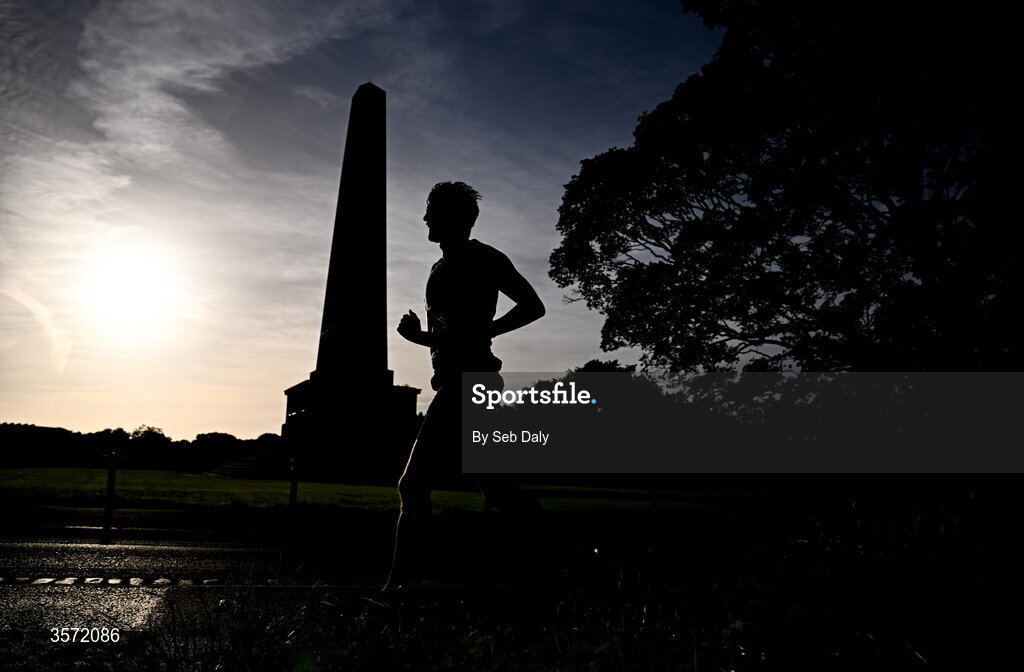 20 September 2026; A runner warms-up as he passes Wellington Monument before the 2026 Irish Life Dublin Half Marathon, which took place on Sunday 20th September in Phoenix Park, marking the final event of the 2026 Irish Life Dublin Race Series. Photo by Seb Daly/Sportsfile