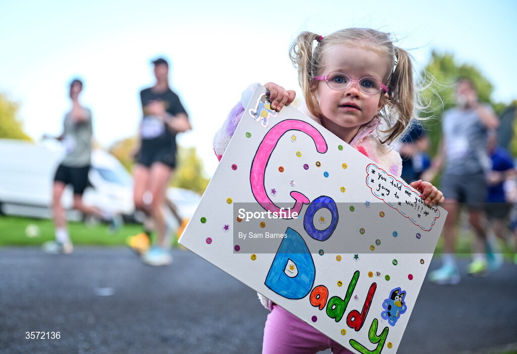 20 September 2026; Millie McManus, age 2, from Swords, Dublin, shows her support during the 2026 Irish Life Dublin Half Marathon, which took place on Sunday 20th September in Phoenix Park, marking the final event of the 2026 Irish Life Dublin Race Series. Photo by Sam Barnes/Sportsfile