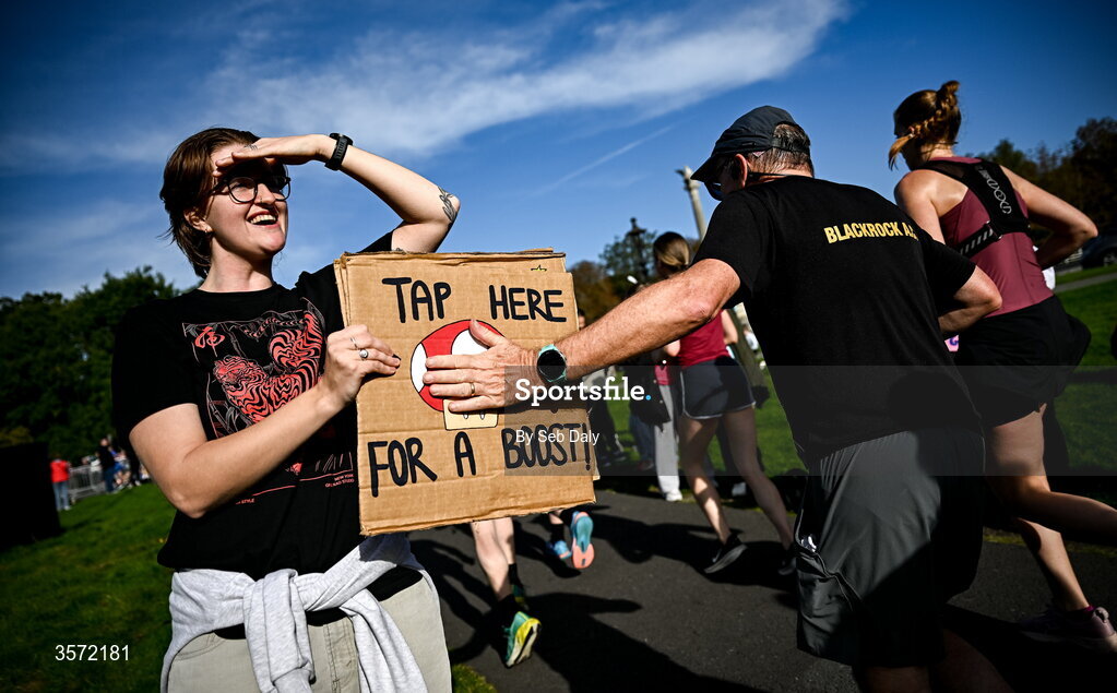 20 September 2026; A spectator encourages runners during the 2026 Irish Life Dublin Half Marathon, which took place on Sunday 20th September in Phoenix Park, marking the final event of the 2026 Irish Life Dublin Race Series. Photo by Seb Daly/Sportsfile