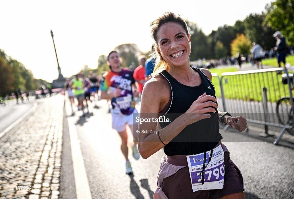 20 September 2026; Lucia Cerrada Lastra from Dublin pictured during the 2026 Irish Life Dublin Half Marathon, which took place on Sunday 20th September in Phoenix Park, marking the final event of the 2026 Irish Life Dublin Race Series. Photo by Seb Daly/Sportsfile