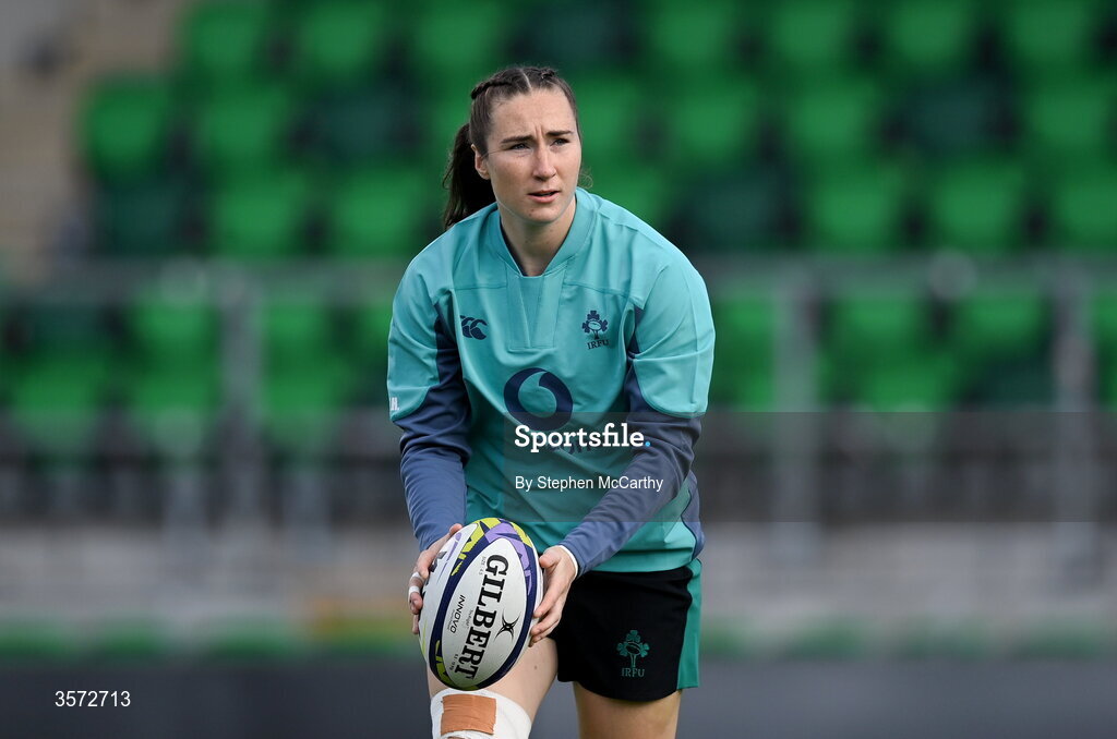 20 September 2026; Eve Higgins of Ireland warms up before the WXV Global Series match between Ireland and USA at Tallaght Stadium in Dublin. Photo by Stephen McCarthy/Sportsfile