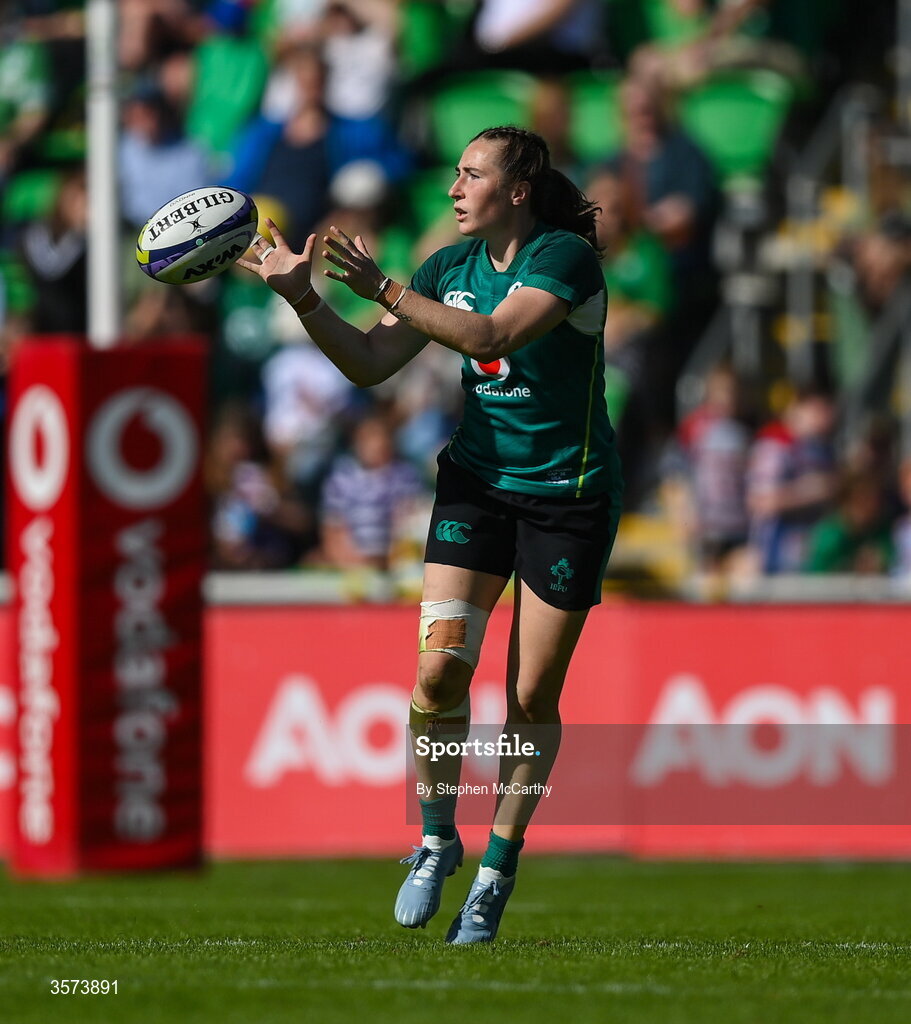 20 September 2026; Eve Higgins of Ireland during the WXV Global Series match between Ireland and USA at Tallaght Stadium in Dublin. Photo by Stephen McCarthy/Sportsfile