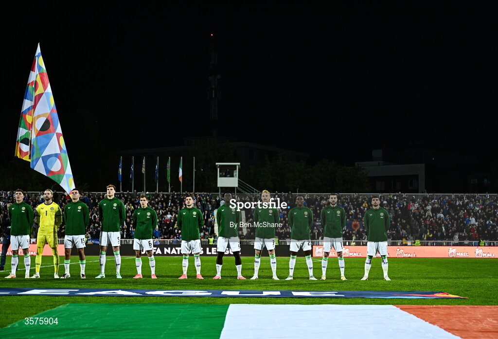 24 September 2026; Republic of Ireland players, from left, captain Dara O'Shea, goalkeeper Caoimhín Kelleher, John Egan, Jake O'Brien, Jayson Molumby, Jason Knight, James Abankwah, Liam Scales, Chiedozie Ogbene, Finn Azaz and Troy Parrott stand for the playing of the National Anthem before the UEFA Nations League B match between Kosovo and Republic of Ireland at Fadil Vokrri Stadium in Pristina, Kosovo. Photo by Ben McShane/Sportsfile