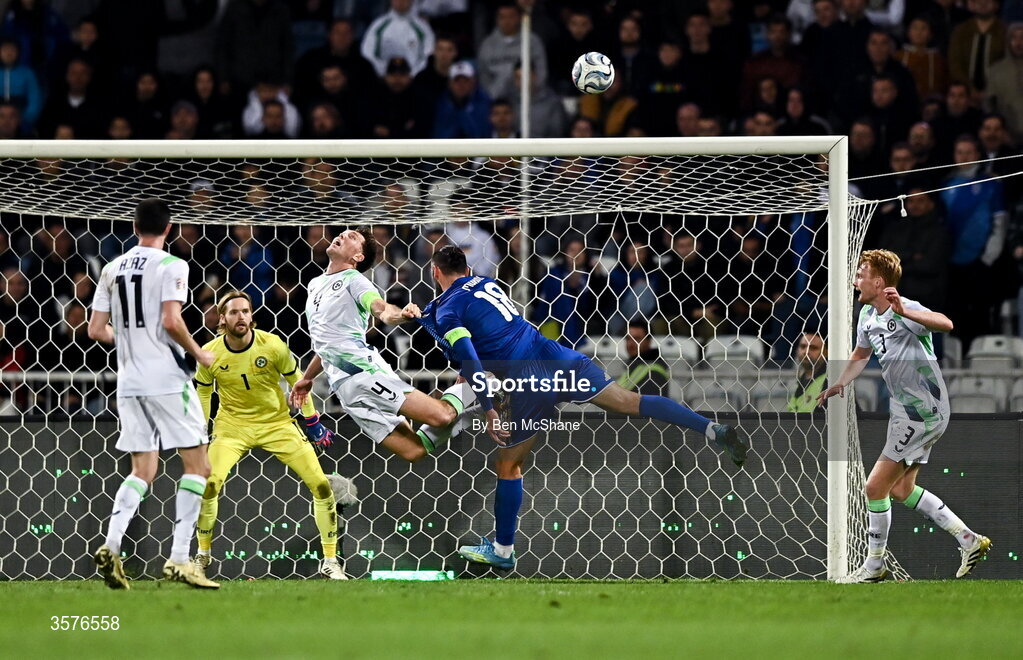24 September 2026; A tussle between Dara O'Shea of Republic of Ireland, centre, and Vedat Muriqi of Kosovo, in the lead up to Kosovo's goal, during the UEFA Nations League B match between Kosovo and Republic of Ireland at Fadil Vokrri Stadium in Pristina, Kosovo. Photo by Ben McShane/Sportsfile