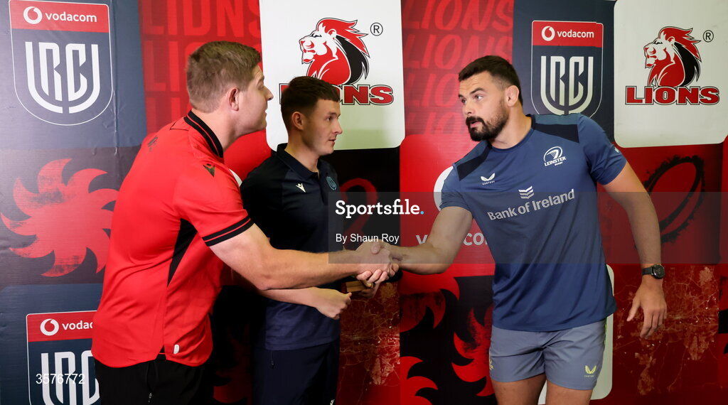 26 September 2026; From left, 10bet Lions captain Francke Horne, referee Ben Breakspear and Leinster captain Max Deegan before the United Rugby Championship match between Lions and Leinster at Ellis Park in Johannesburg, South Africa. Photo by Shaun Roy/Sportsfile