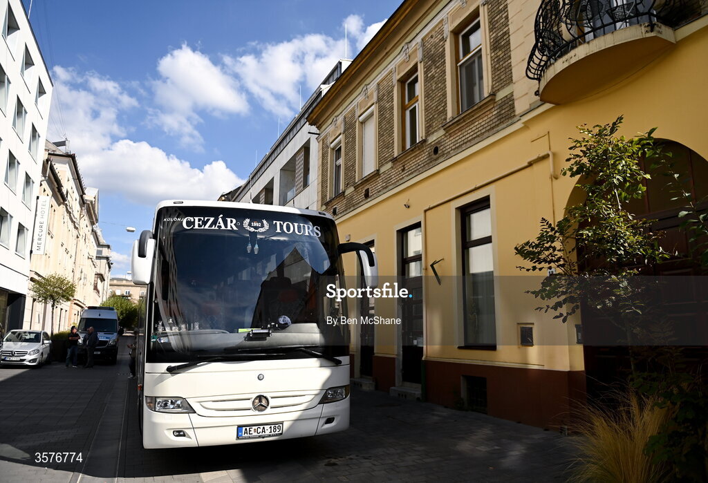 26 September 2026; The team bus waits outside the Republic of Ireland team hotel in Debrecen, Hungary. Photo by Ben McShane/Sportsfile