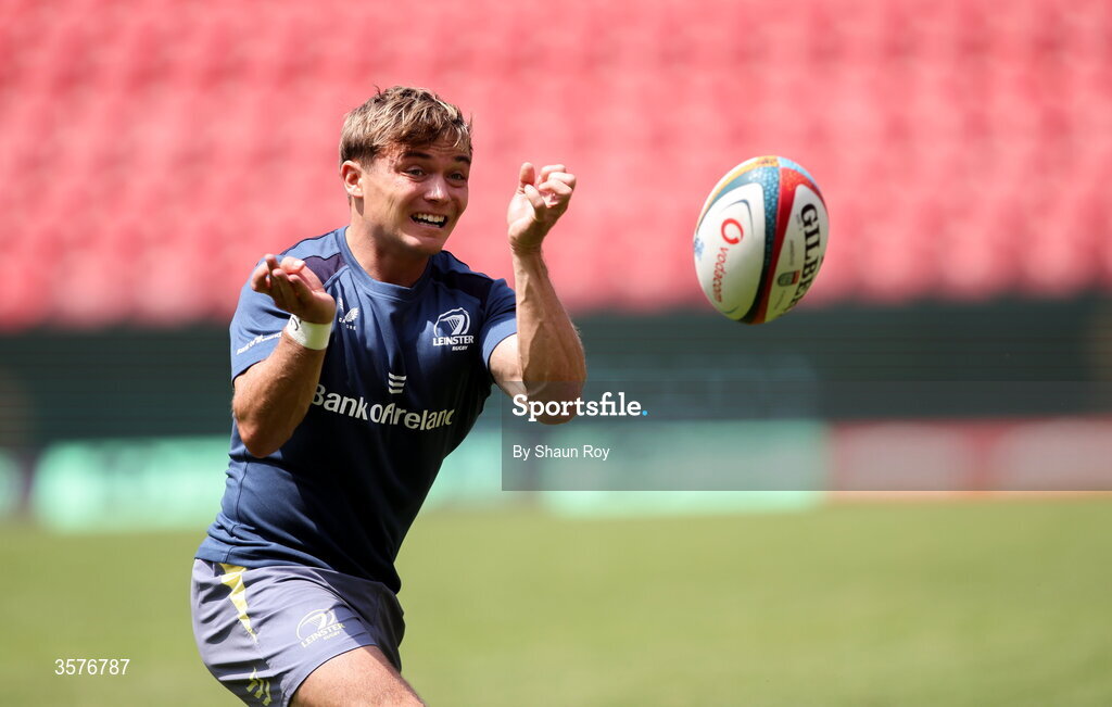 26 September 2026; Fintan Gunne warms up before the United Rugby Championship match between Lions and Leinster at Ellis Park in Johannesburg, South Africa. Photo by Shaun Roy/Sportsfile