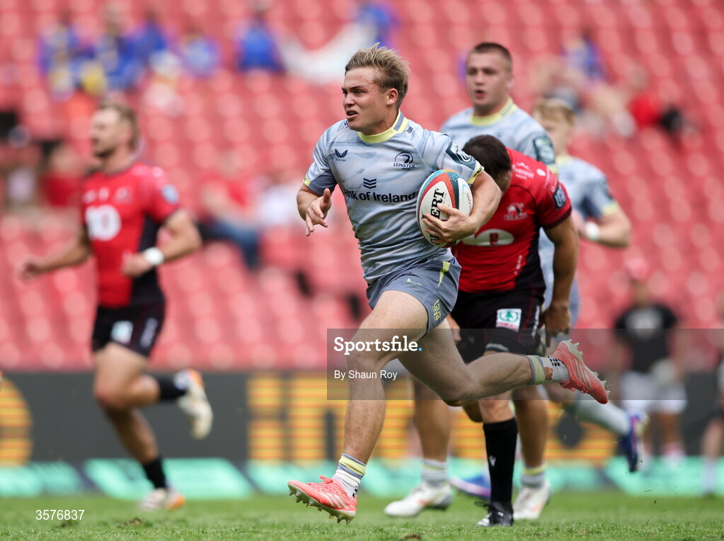 26 September 2026; Fintan Gunne on his way to scoring his side's third try during the United Rugby Championship match between Lions and Leinster at Ellis Park in Johannesburg, South Africa. Photo by Shaun Roy/Sportsfile