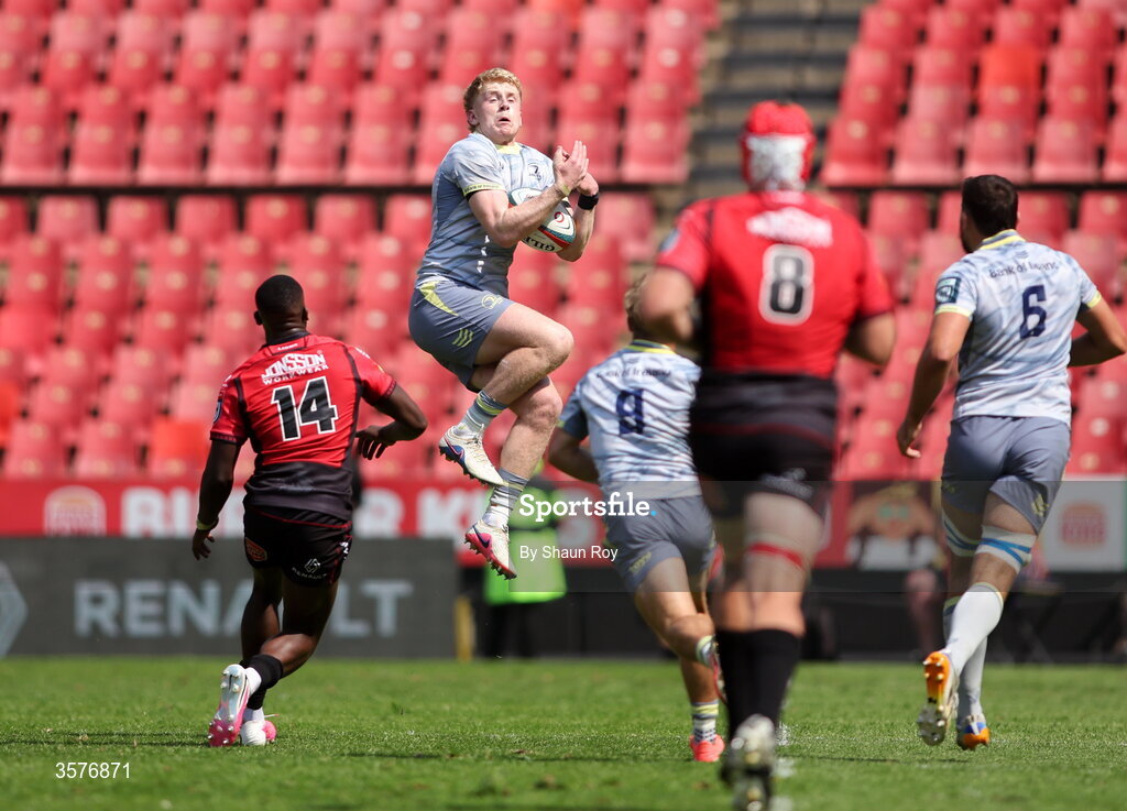26 September 2026; Andrew Osborne of Leinster catches a high ball during the United Rugby Championship match between Lions and Leinster at Ellis Park in Johannesburg, South Africa. Photo by Shaun Roy/Sportsfile