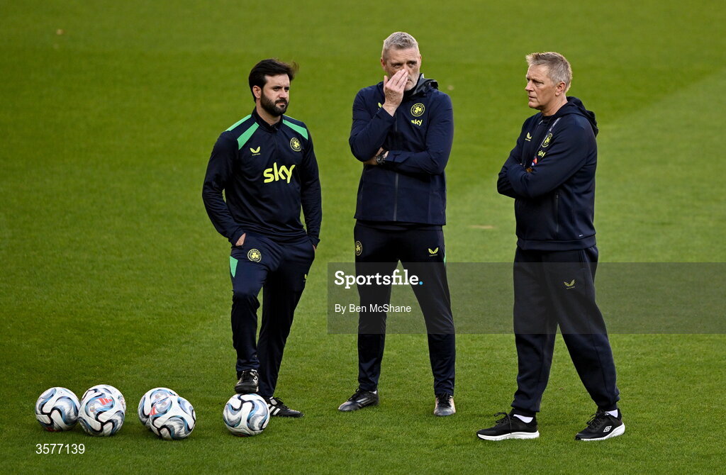 26 September 2026; Head coach Heimir Hallgrimsson, right, with goalkeeping coach Gudmundur Hreidarsson, centre, and strength and conditioning coach Pepe Lázaro Ramírez during the Republic of Ireland training session at Nagyerdei Stadion in Debrecen, Hungary. Photo by Ben McShane/Sportsfile