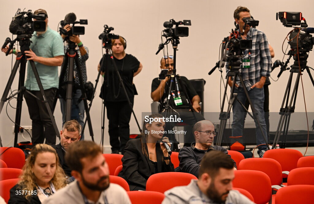26 September 2026; An Israeli journalist asks a question to head coach Heimir Hallgrimsson during the Republic of Ireland press conference at Nagyerdei Stadion in Debrecen, Hungary. Photo by Stephen McCarthy/Sportsfile