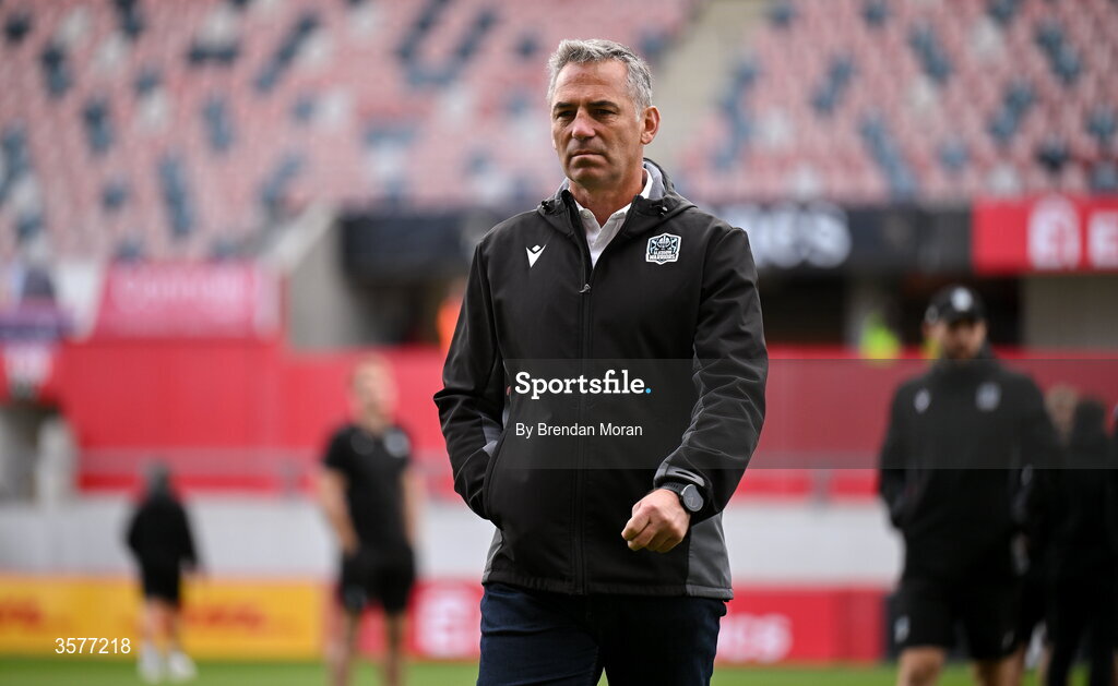 26 September 2026; Glasgow Warriors head coach Franco Smith before the United Rugby Championship match between Munster and Glasgow Warriors at Thomond Park in Limerick. Photo by Brendan Moran/Sportsfile