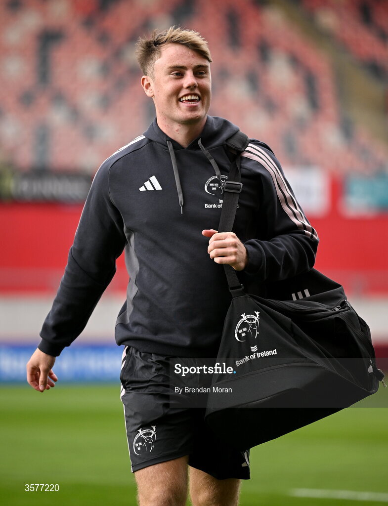26 September 2026; Charlie O’Shea of Munster arrives before the United Rugby Championship match between Munster and Glasgow Warriors at Thomond Park in Limerick. Photo by Brendan Moran/Sportsfile