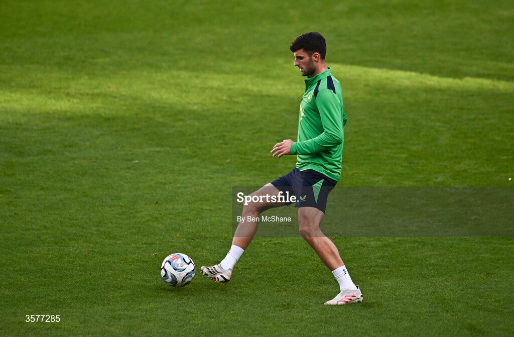 26 September 2026; Tom Cannon during the Republic of Ireland training session at Nagyerdei Stadion in Debrecen, Hungary. Photo by Ben McShane/Sportsfile
