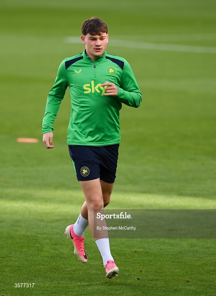 26 September 2026; Owen Elding during the Republic of Ireland training session at Nagyerdei Stadion in Debrecen, Hungary. Photo by Stephen McCarthy/Sportsfile