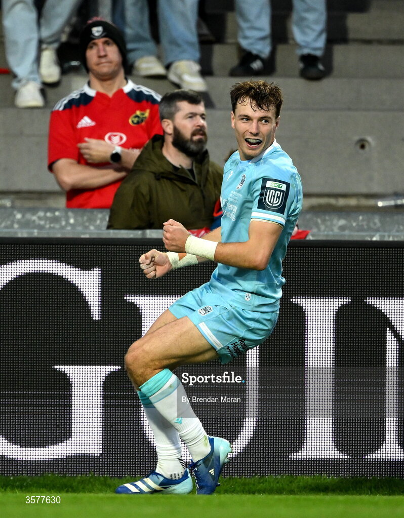 26 September 2026; Jamie Dobie of Glasgow Warriors celebrates after scoring his side's fourth try during the United Rugby Championship match between Munster and Glasgow Warriors at Thomond Park in Limerick. Photo by Brendan Moran/Sportsfile