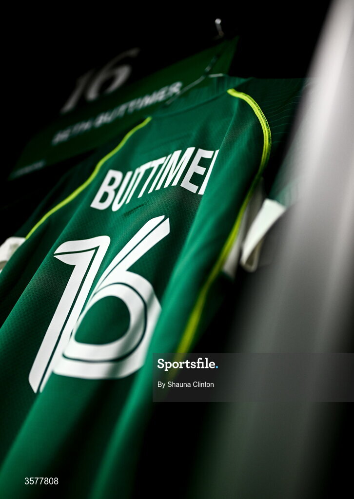 27 September 2026; The jersey of Beth Buttimer in the Ireland dressingroom before the WXV Global Series match between Ireland and Japan at Dexcom Stadium in Galway. Photo by Shauna Clinton/Sportsfile