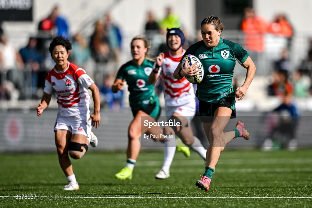 27 September 2026; Béibhinn Parsons of Ireland on the way to scoring her second and her side's fifth try, becoming Ireland's record try scorer, during the WXV Global Series match between Ireland and Japan at Dexcom Stadium in Galway. Photo by Paul Phelan/Sportsfile
