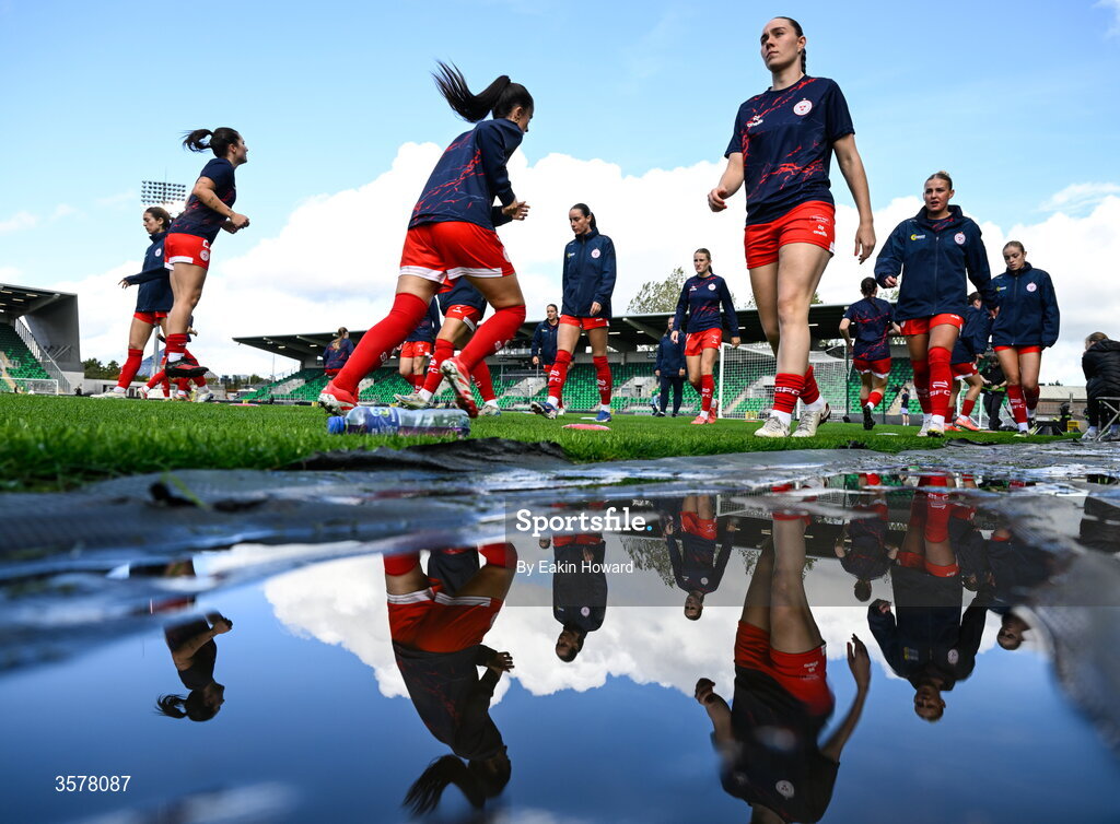 27 September 2026; Leah Doyle of Shelbourne during warm ups before the 2026 Club Orange Women's FAI Cup final between Athlone Town and Shelbourne at Tallaght Stadium in Dublin. Photo by Eakin Howard/Sportsfile