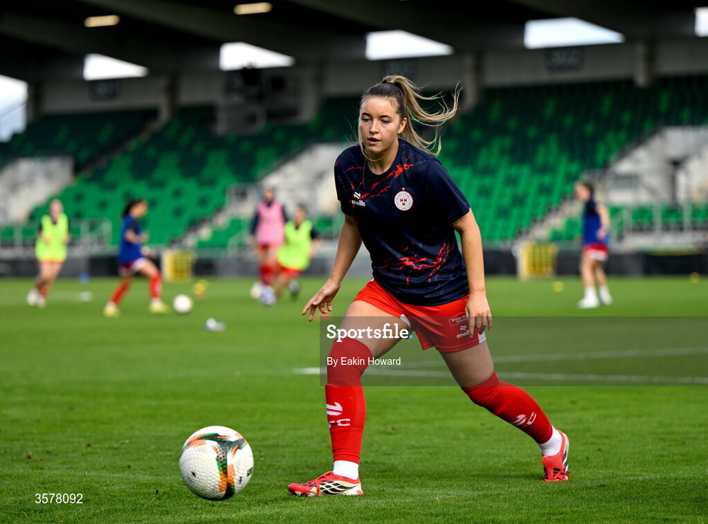 27 September 2026; Kate Mooney of Shelbourne during warm ups before the 2026 Club Orange Women's FAI Cup final between Athlone Town and Shelbourne at Tallaght Stadium in Dublin. Photo by Eakin Howard/Sportsfile