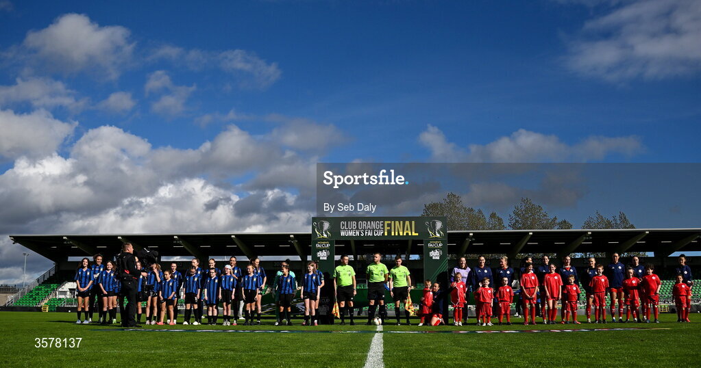 27 September 2026; Players and officials before the 2026 Club Orange Women's FAI Cup final between Athlone Town and Shelbourne at Tallaght Stadium in Dublin. Photo by Seb Daly/Sportsfile